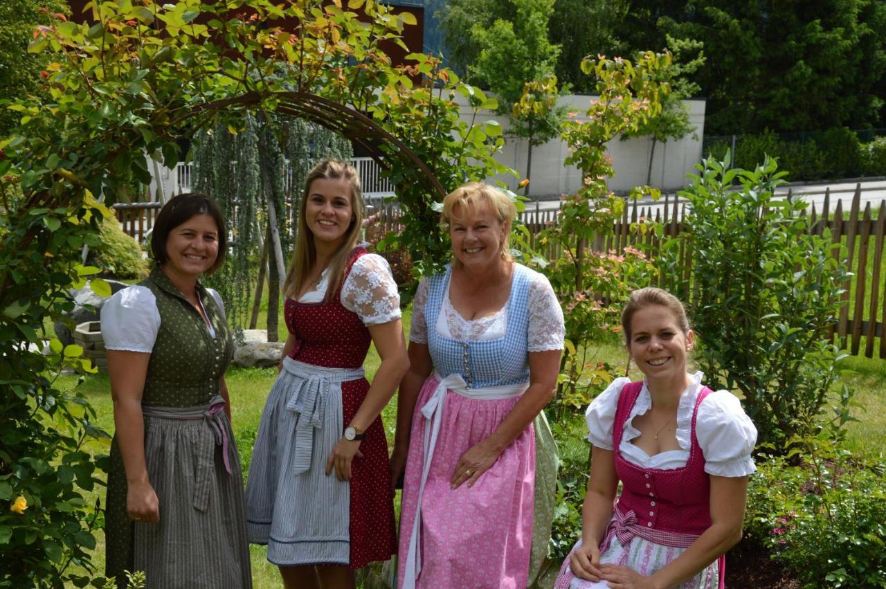 Hotel Landhaus Zillertal Fügen Esterno foto