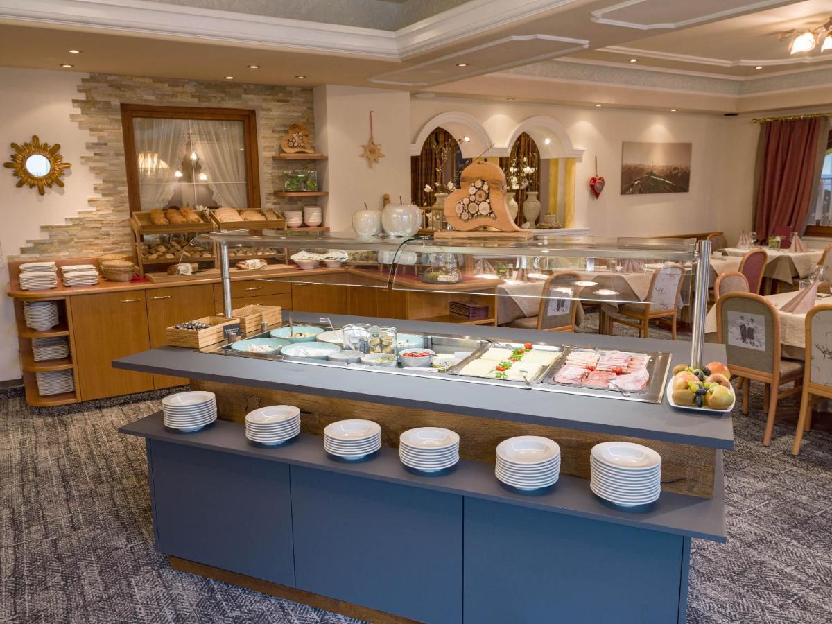 Hotel Landhaus Zillertal Fügen Esterno foto