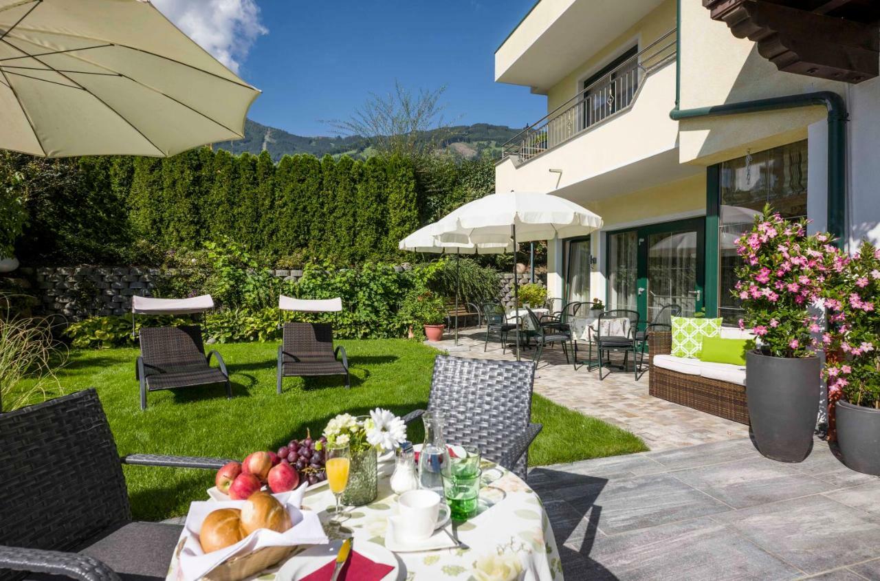 Hotel Landhaus Zillertal Fügen Esterno foto